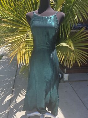 Jessica McClintock Emerald Green Satin Slip Maxi Dress